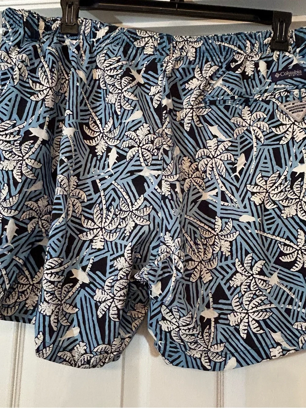 Columbia Blue Floral Men’s Elastic-Waist Swim Shorts Size XL